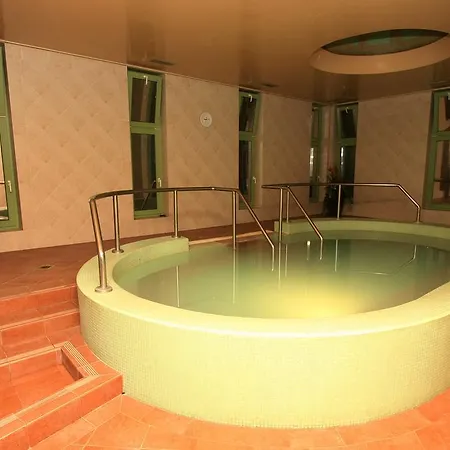 Thermal Hotel