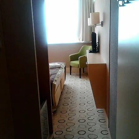 Thermal Hotel