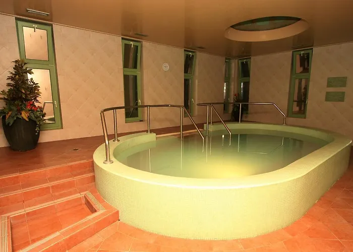 Thermal Hotel